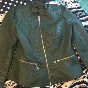 Baccini Green Leather Jacket Sleek Tailored Design